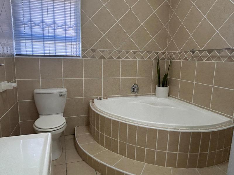 To Let 3 Bedroom Property for Rent in Parklands Western Cape